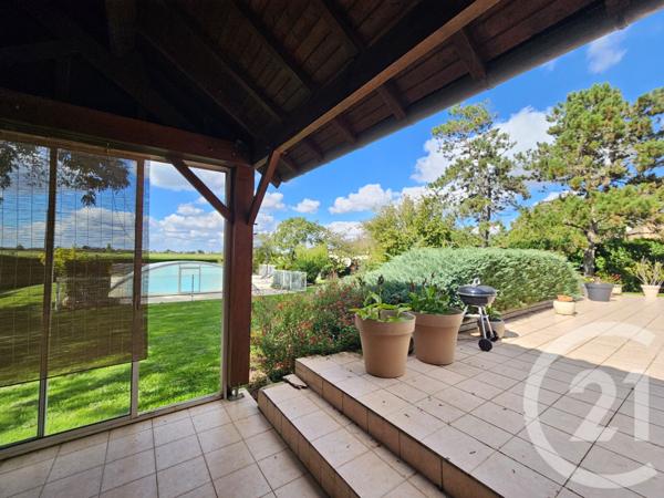 Maison à vendre  7 pièces - 152 m2 VOUNEUIL SOUS BIARD - 86