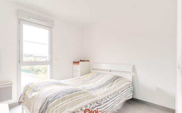 Appartement à vendre    3 pièces • 52 m2 Marseille 12