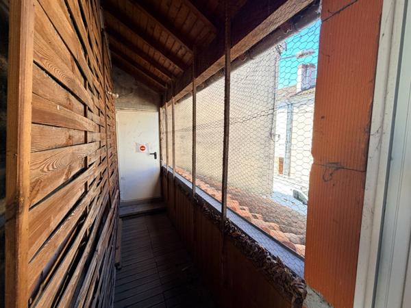 À vendre - Maison mitoyenne 2 côtés, 4 pièces située à Périgueux (24000)