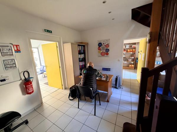 À vendre - Maison mitoyenne 2 côtés, 4 pièces située à Périgueux (24000)