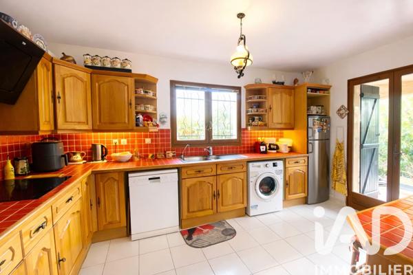 Maison à vendre 4 pièces 110,58 m² Roquebrune-sur-Argens