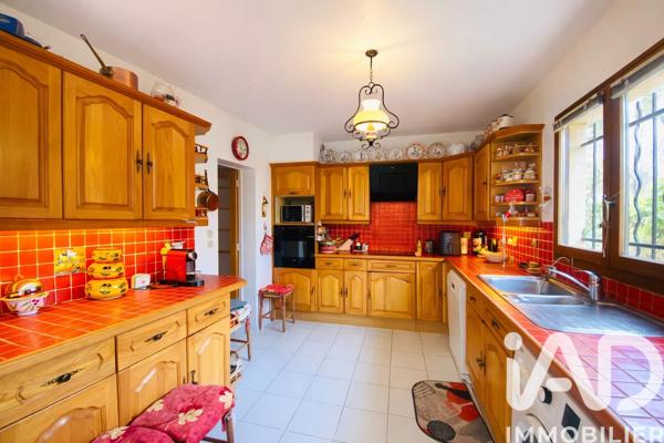Maison à vendre 4 pièces 110,58 m² Roquebrune-sur-Argens