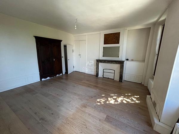 Maison Triel Sur Seine 8 pièce(s) 237 m2 €749 000 ** - Référence 1097