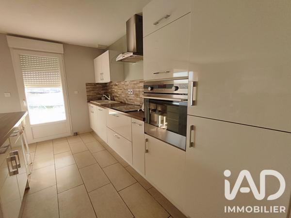 Maison à vendre 6 pièces 114 m² Saint-Étienne-au-Temple