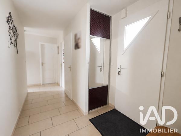 Maison à vendre 6 pièces 114 m² Saint-Étienne-au-Temple