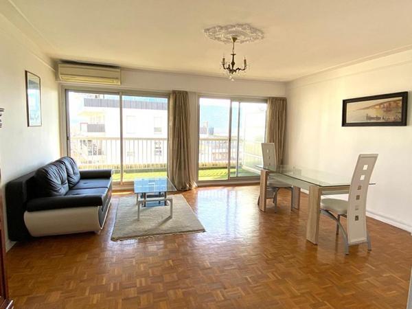 Appartement Marseille 3 pièce(s) 76 m2 avec extérieur