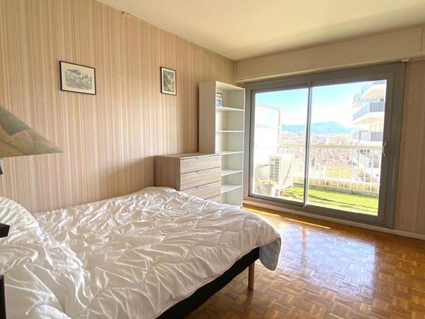 Appartement Marseille 3 pièce(s) 76 m2 avec extérieur