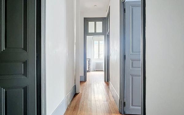 Appartement à vendre    4 pièces • 75 m2 Valence