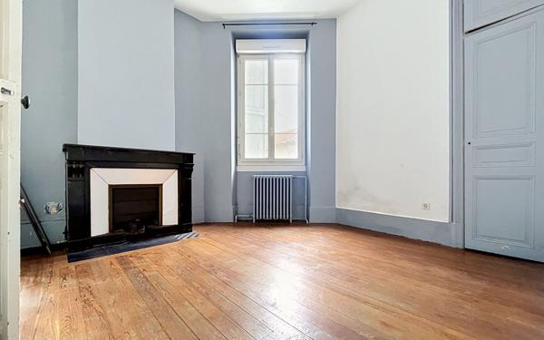 Appartement à vendre    4 pièces • 75 m2 Valence