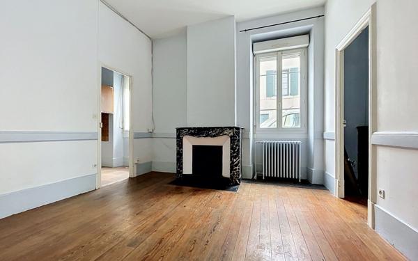 Appartement à vendre    4 pièces • 75 m2 Valence