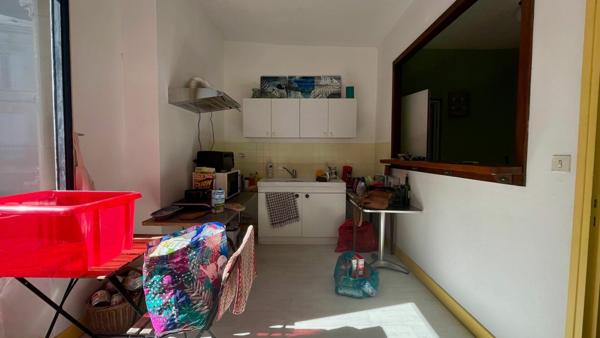 Immeuble à vendre    3 pièces •  Terrasson-Lavilledieu