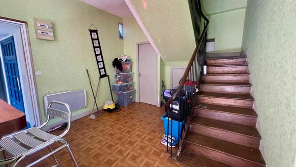 Immeuble à vendre    3 pièces •  Terrasson-Lavilledieu