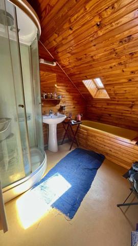 Immeuble à vendre    3 pièces •  Terrasson-Lavilledieu