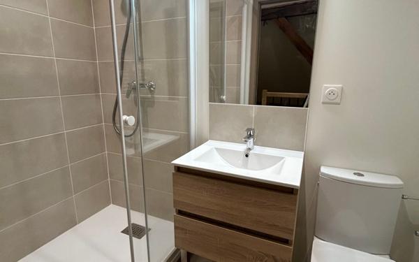 Appartement à louer    2 pièces • 48,80 m2 Metz