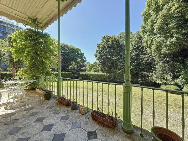 Meudon (92190) - Appartement de standing, 189m², 2 terrasses de 17 et 31m², grand jardin