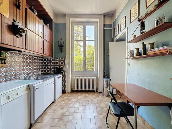 Meudon (92190) - Appartement de standing, 189m², 2 terrasses de 17 et 31m², grand jardin