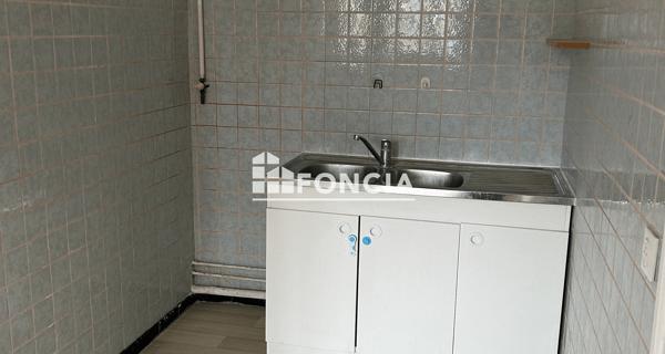 Location Studio 30.52 m² - La Madeleine 59110