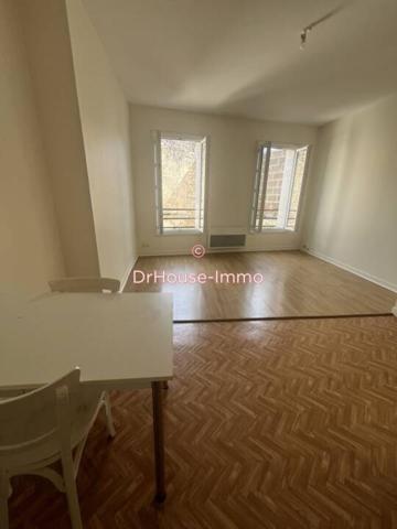 Appartement à louer 1 pièce de 26 m²