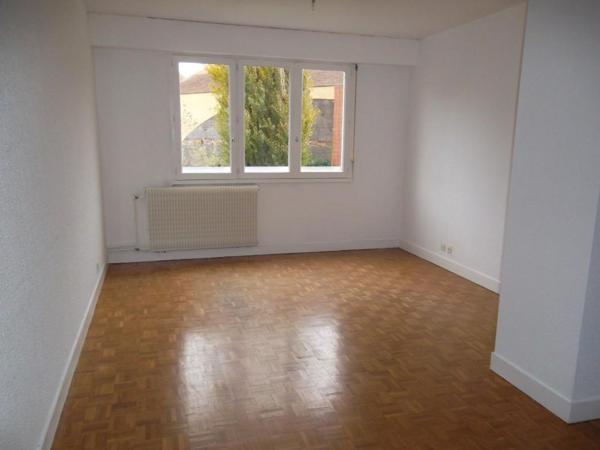 APPARTEMENT T2 A LOUER A ROANNE - CENTRE VILLE