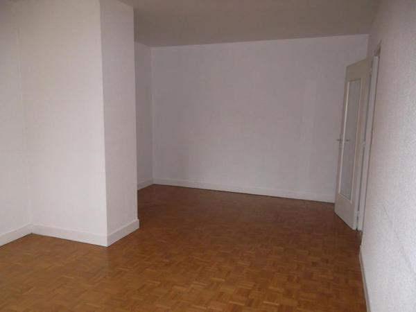 APPARTEMENT T2 A LOUER A ROANNE - CENTRE VILLE