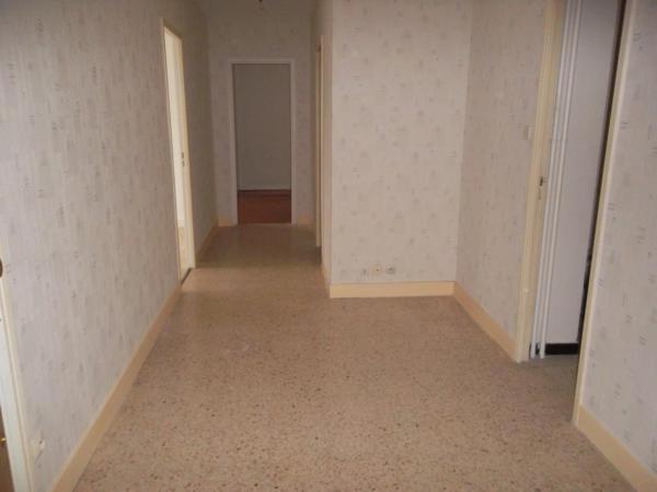 APPARTEMENT T2 A LOUER A ROANNE - CENTRE VILLE