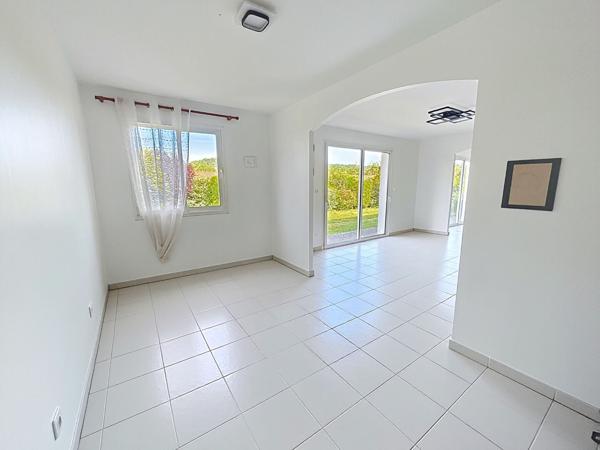 Plain-pied confortable proche centre de Prayssac