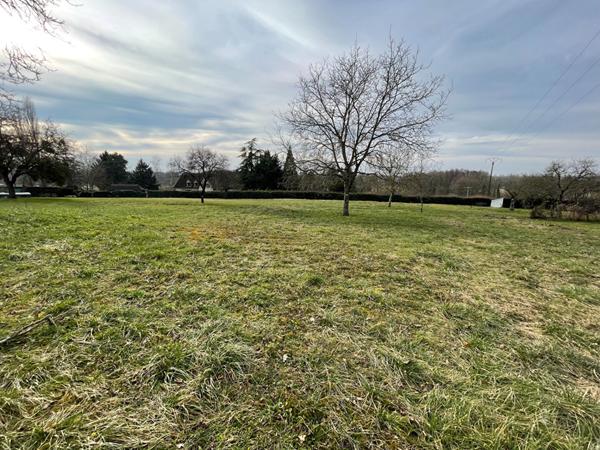 Achat terrain près de GRAY - 1984 m² - 36 000 €