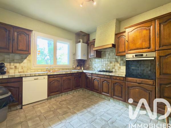 Maison à vendre 5 pièces 140 m² Meyrargues