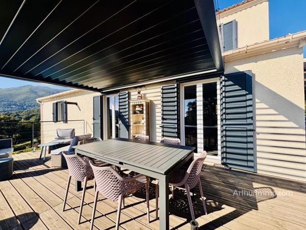 Vente Villa 5 pièces 137 m2 à Sarrola-Carcopino