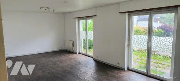 Maison individuelle de 117 m2 sur 4,65 ares de terrain.