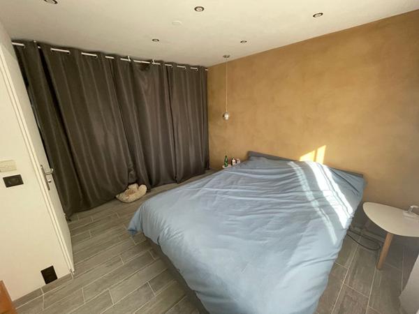 AVIGNON LE PONTET - MAISON DE 118 M² avec PISCINE SUR 450 M² DE TERRAIN