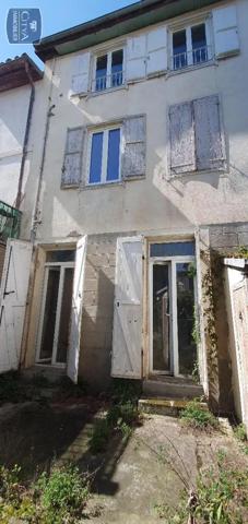 Immeuble à vendre 151m²