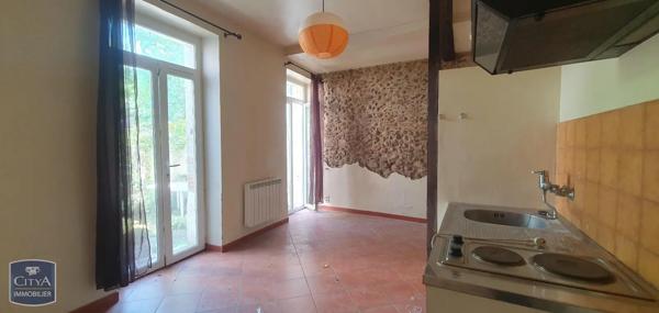 Immeuble à vendre 151m²