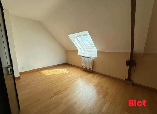 Maison 6 pièce(s)