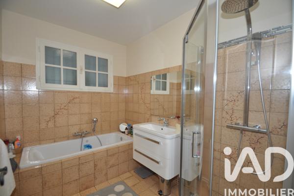 Maison à vendre 5 pièces 108 m² Pessac