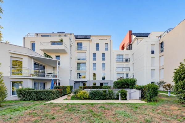 Appartement T5 90m2, garage 30 m2 et ascenseur , Nantes