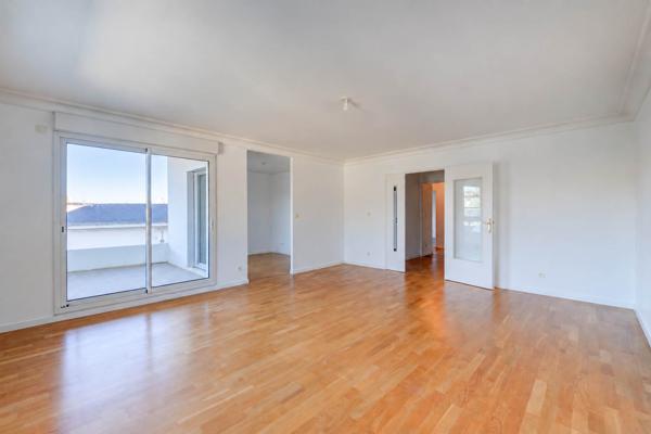 Appartement T5 90m2, garage 30 m2 et ascenseur , Nantes