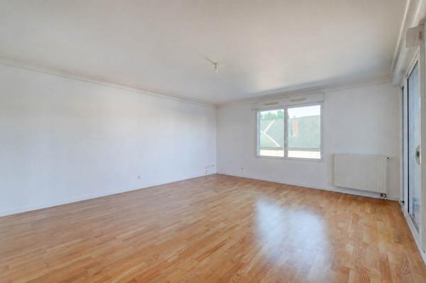 Appartement T5 90m2, garage 30 m2 et ascenseur , Nantes