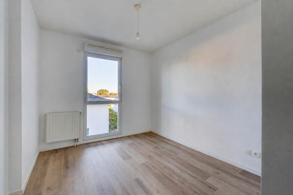 Appartement T5 90m2, garage 30 m2 et ascenseur , Nantes
