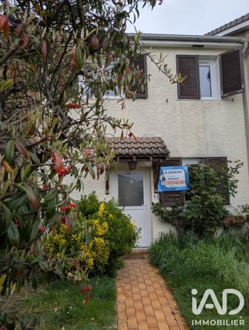 Maison à vendre 5 pièces 82 m² Saint-Germain-lès-Corbeil
