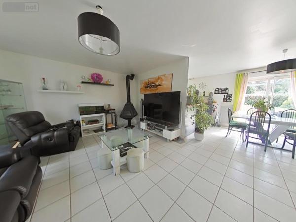 Maison à vendre à Montbazon dans l'Indre-et-Loire (37250), ref : 37107-33