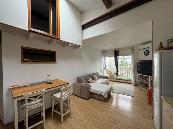 Pennautier maison de village 55 m² circulade garage terrasse climatisation double vitrage velux travaux à prévoir