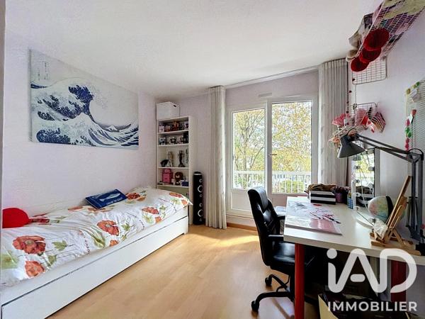 Appartement à vendre 5 pièces 97,19 m² Magny-les-Hameaux