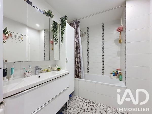 Appartement à vendre 5 pièces 97,19 m² Magny-les-Hameaux