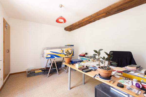 Maison
         5 pièces
        - 128 m² Exclusivité 239 000 € *