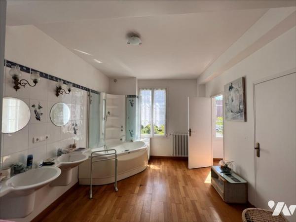 Maison 7 pièces 183 m² Saint Aignan sur Cher.
