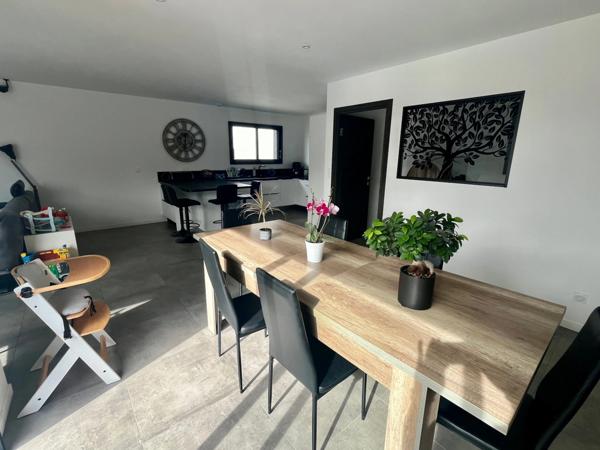 L'AIGUILLON SUR VIE (85220) 10 MIN DES PLAGES VILLA 2022 GRAND STANDING AVEC PISCINE ET ANNEXES SUR 750M²