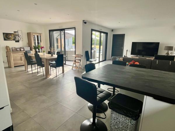 L'AIGUILLON SUR VIE (85220) 10 MIN DES PLAGES VILLA 2022 GRAND STANDING AVEC PISCINE ET ANNEXES SUR 750M²