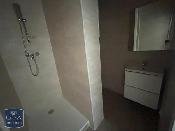 Appartement à louer 1 pièce 33.44m² Saint-Étienne (42000)