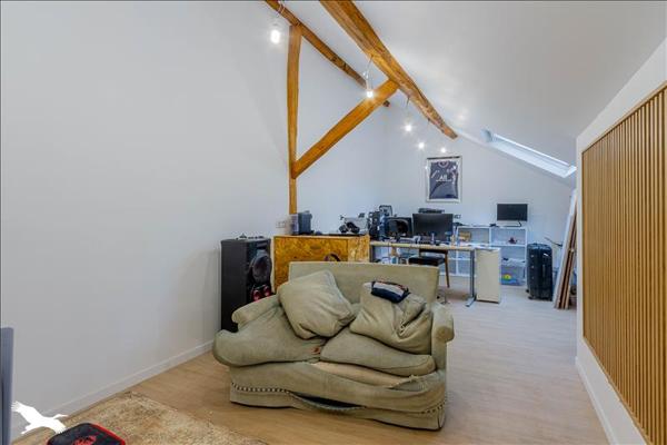 Maison à vendre |  Ecquevilly |  7 pièces | 240 m²